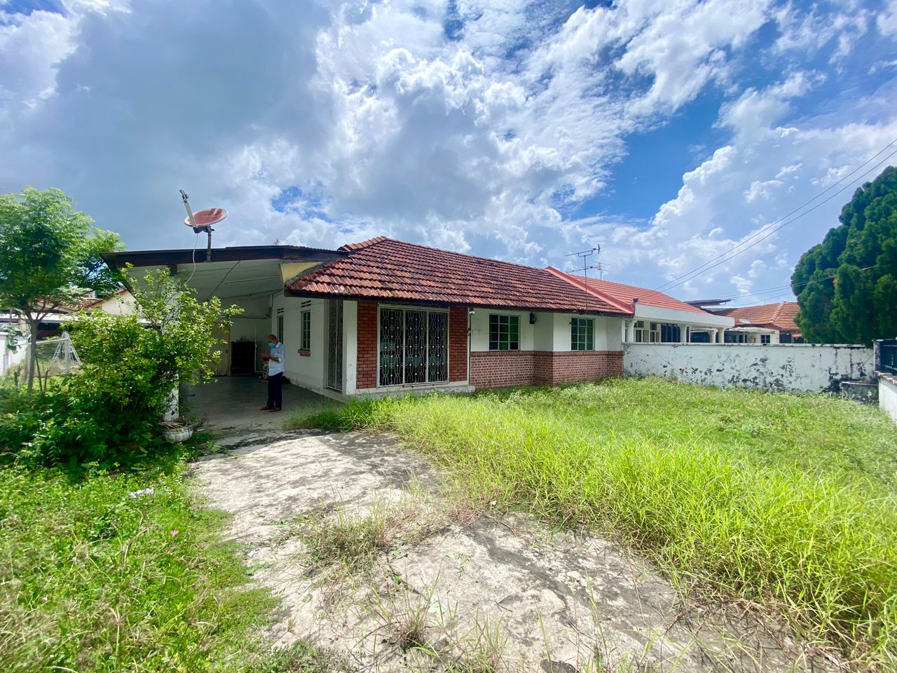 Single Storey Semi-D ...