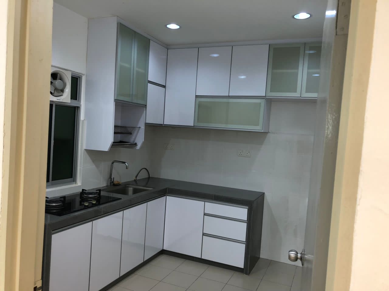Menara Kuda Lari 850sqft RENOVATED Georgetown - photo 4