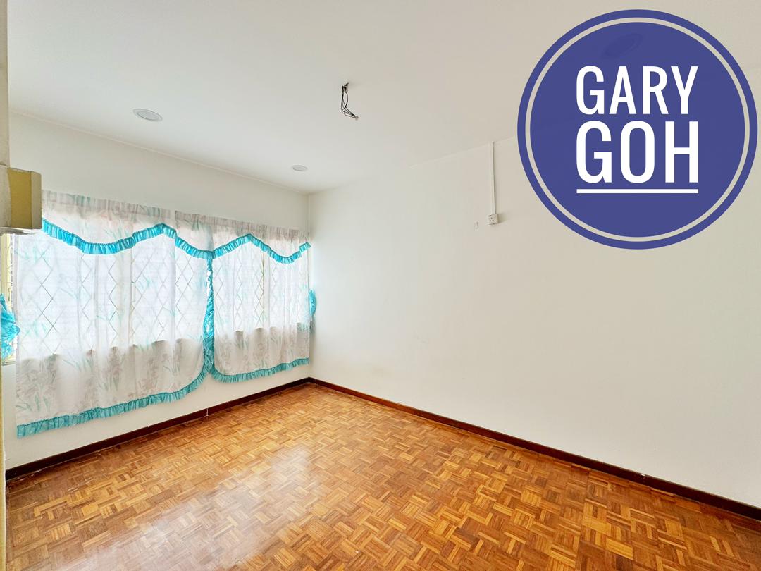2 Storey Semi-D Farlim 2240sqft - photo 3