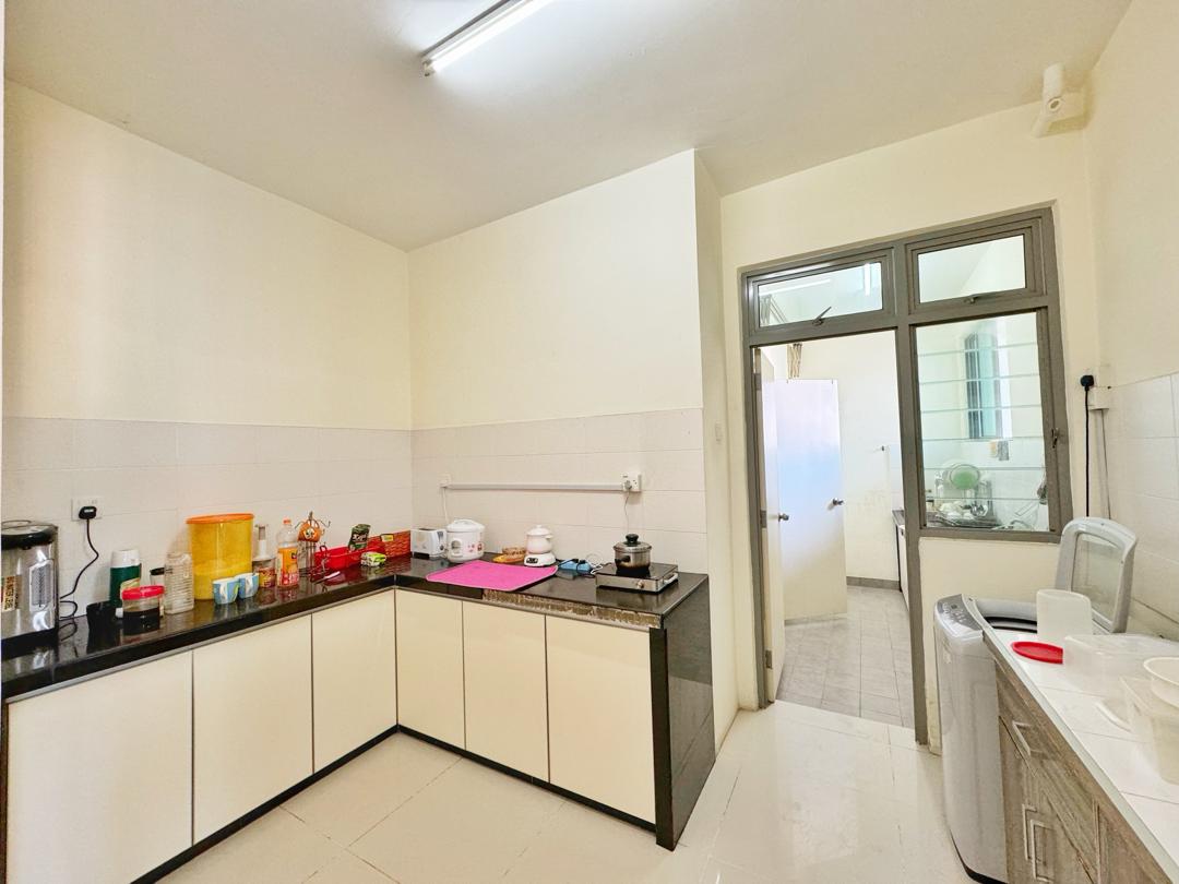 All Season Park 1091sqft Autumn Tower Farlim - photo 3