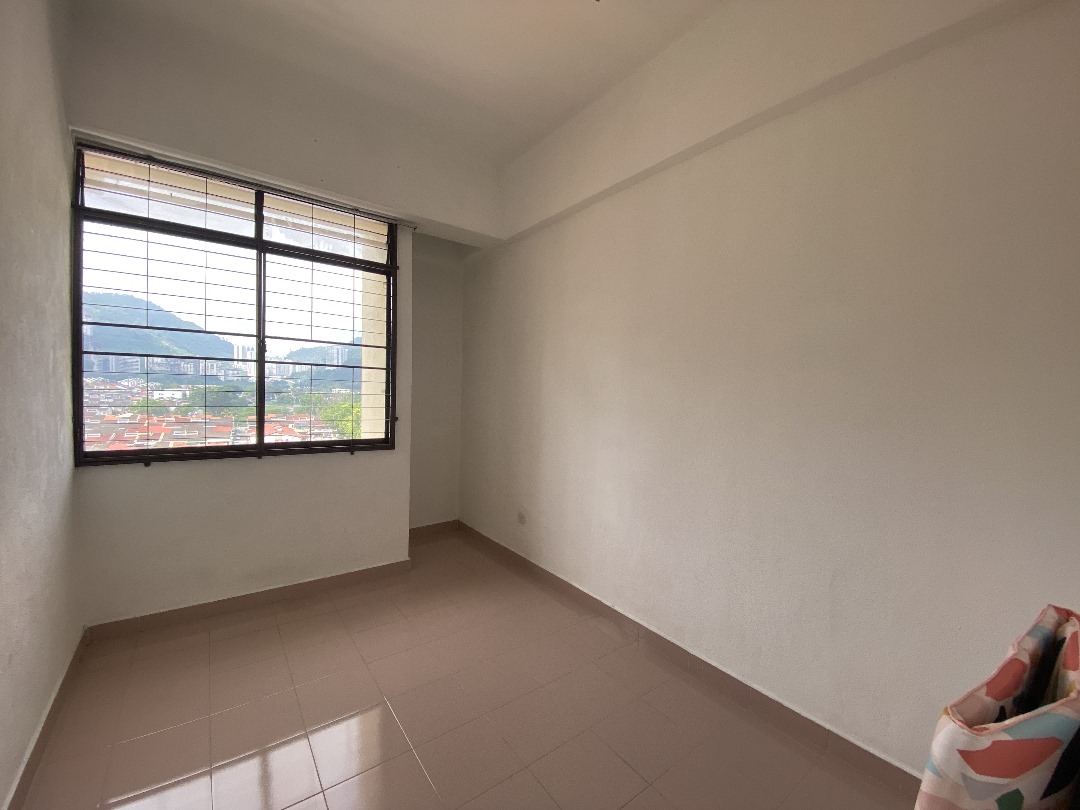 Taman Lone Pine 700sqft Middle Floor Ayer Itam - photo 3