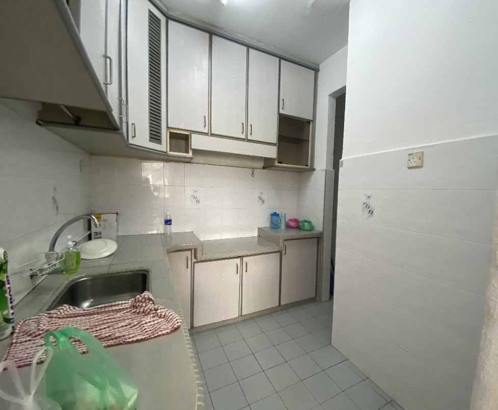 Taman Lone Pine 700sqft Middle Floor Ayer Itam - photo 4