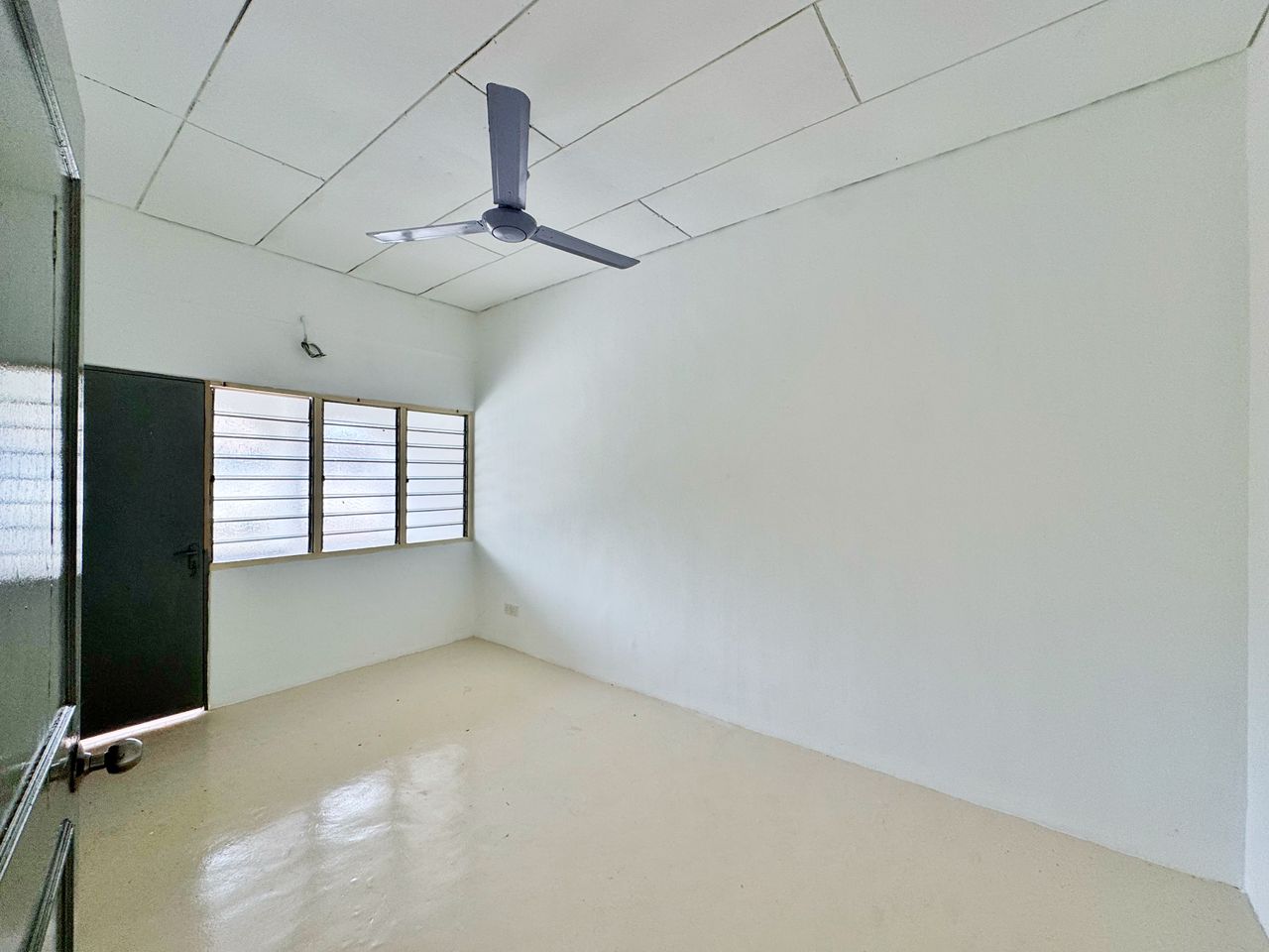 2 Storey Terrace 2000sqft CONCRETE Greenlane - photo 4