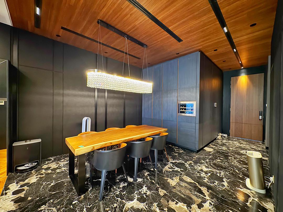 The Marin Batu Ferringhi PENTHOUSE 1850Ssqft - photo 2