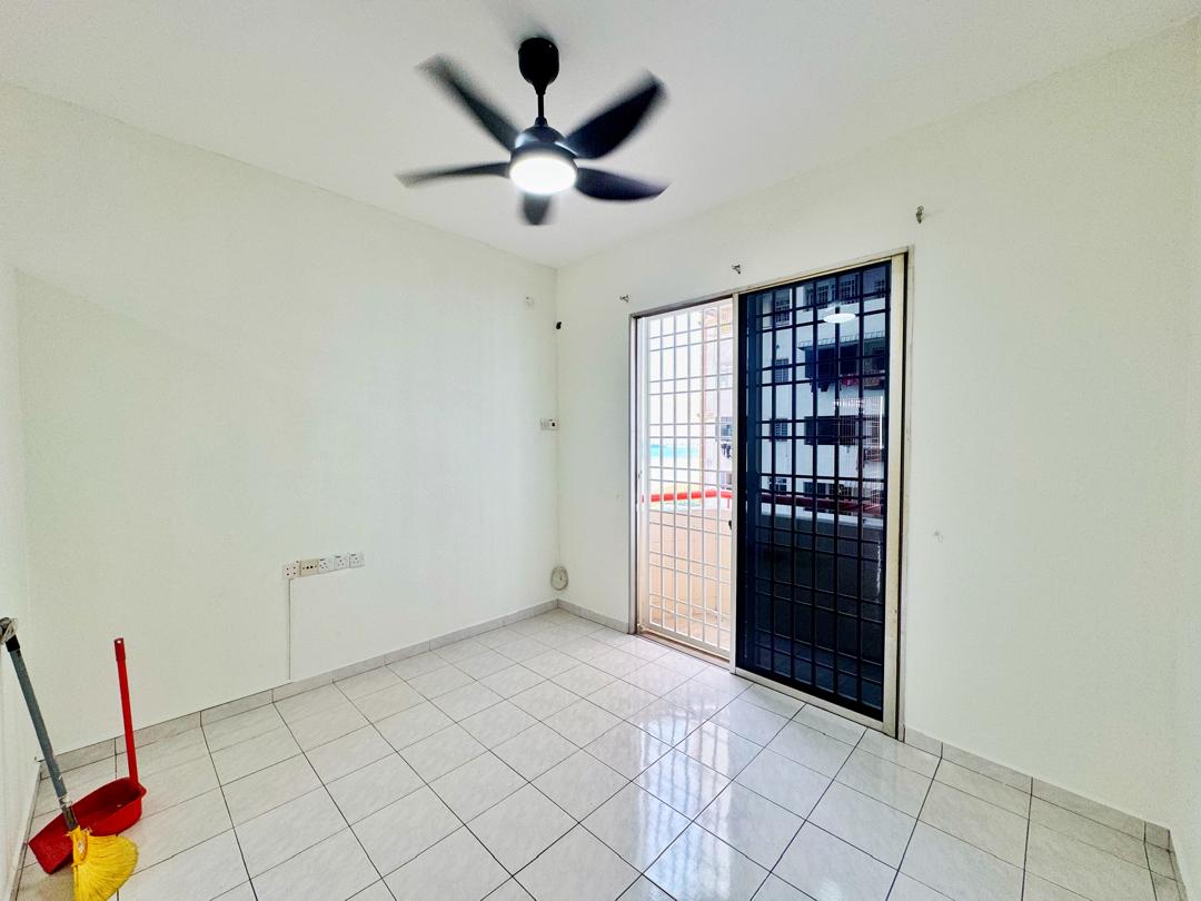 Mutiara Heights 800sqft 2 CARPARKS HIGH FLOOR - photo 2
