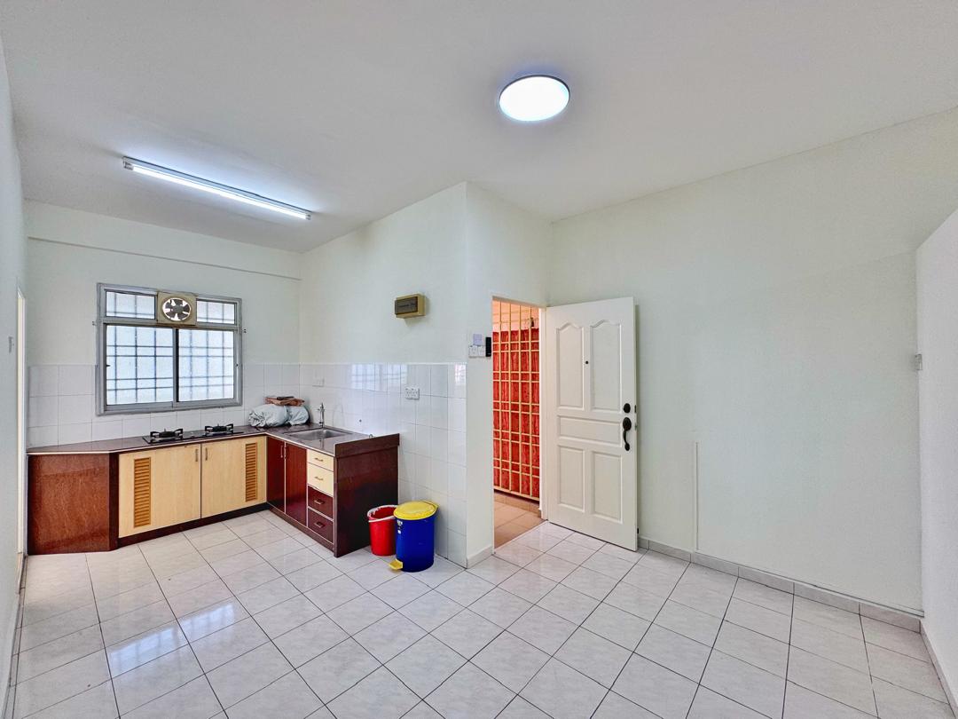 Mutiara Heights 800sqft 2 CARPARKS HIGH FLOOR - photo 3