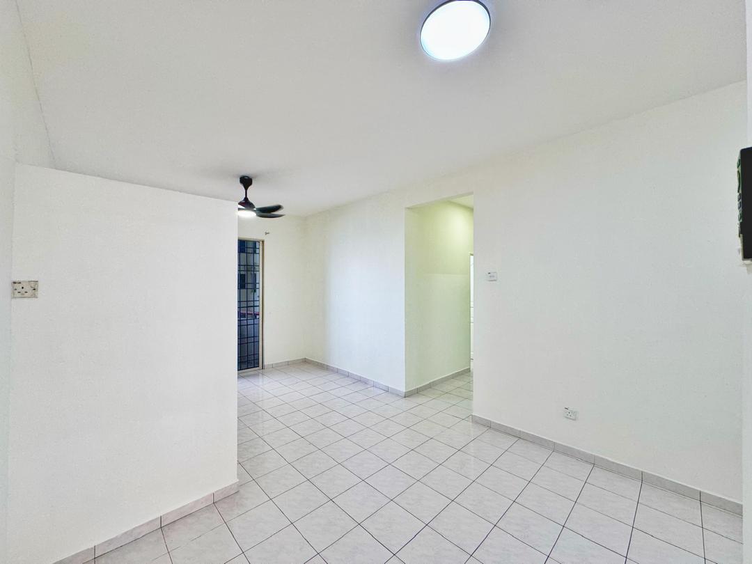 Mutiara Heights 800sqft 2 CARPARKS HIGH FLOOR - photo 4