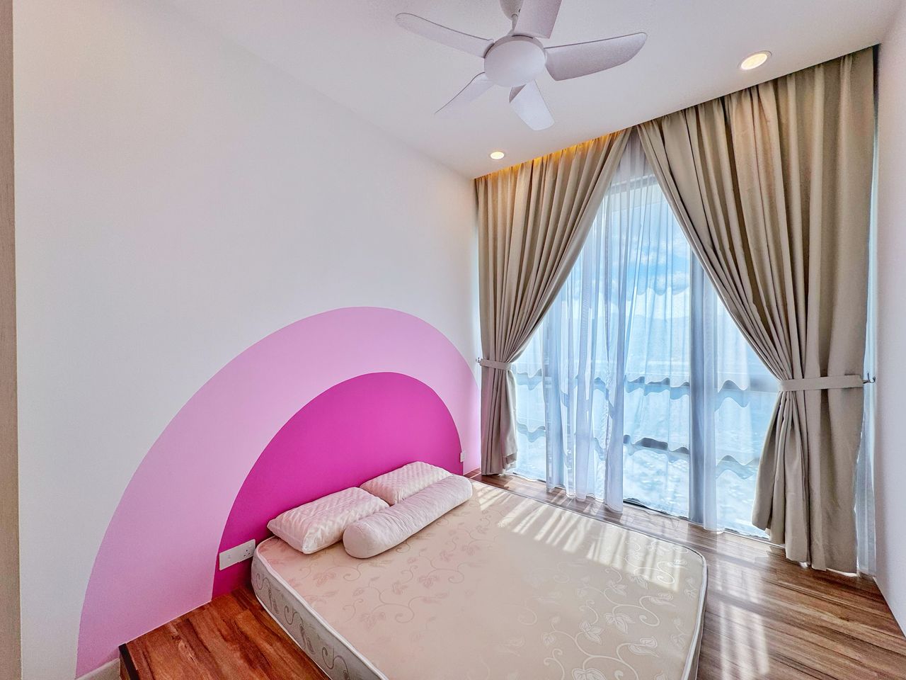 Queens Residences 950sqft Queensbay Mall Bayan Lep - photo 4