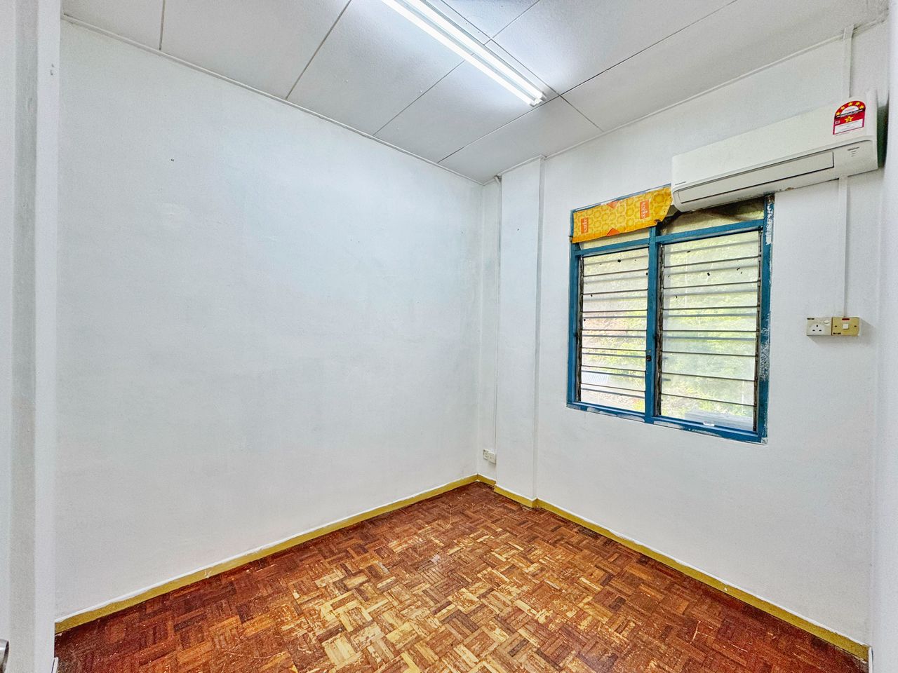 Tanjung Court 800sqft High Floor Farlim - photo 3