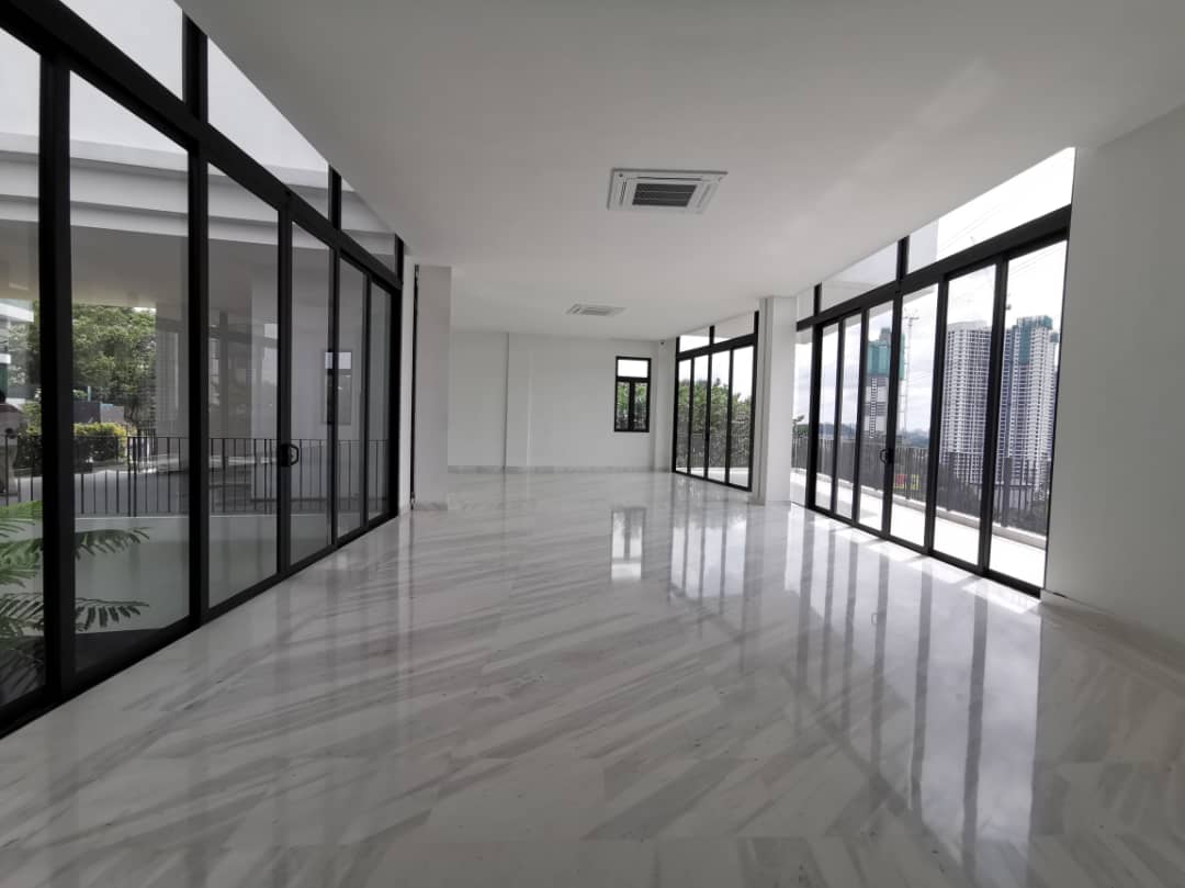 CHD 7-10000sf-RM9200000 - photo 9