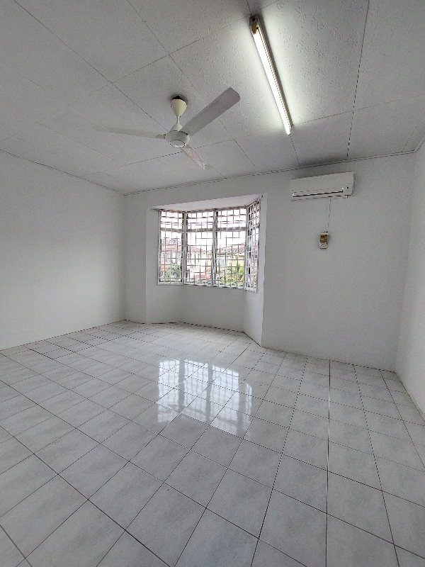 DOUBLE STOREY TAMAN SEREMBAN JAYA  - photo 11