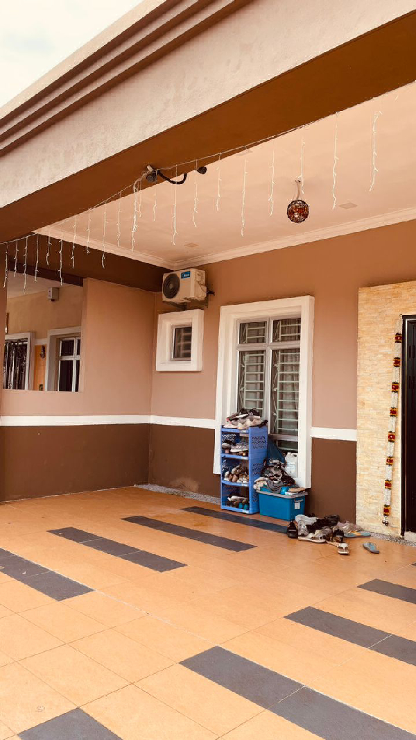 Single Storey Semi-D Warisan Puteri - photo 2