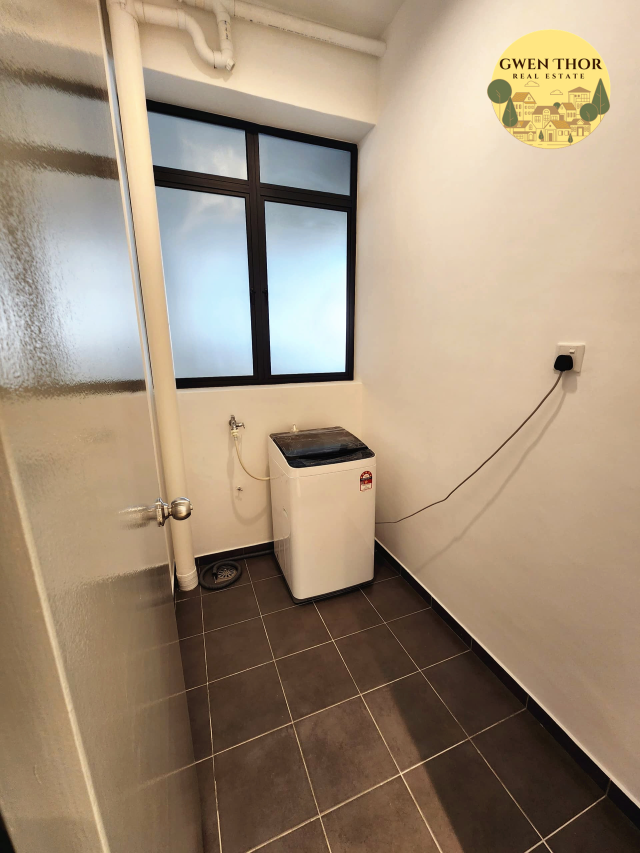 Artis 3 B Mid-Floor 2600 1100sf 3,2,2 FFFR - photo 11