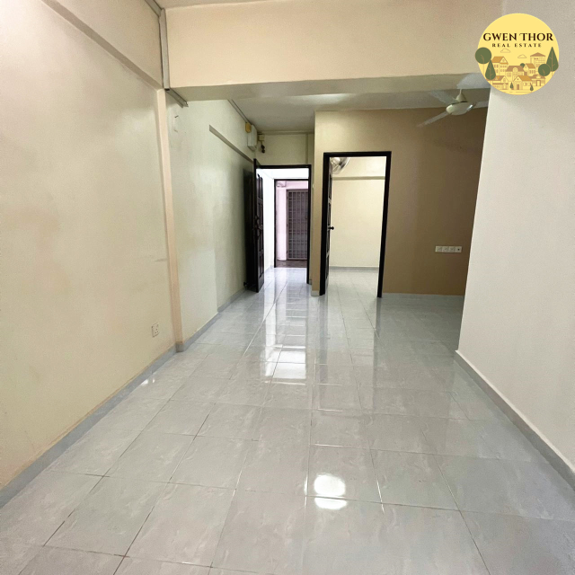 Puncak Erskine BLK 88 Mid-Flo 800 700sf 3,2,1 UFFR - photo 3