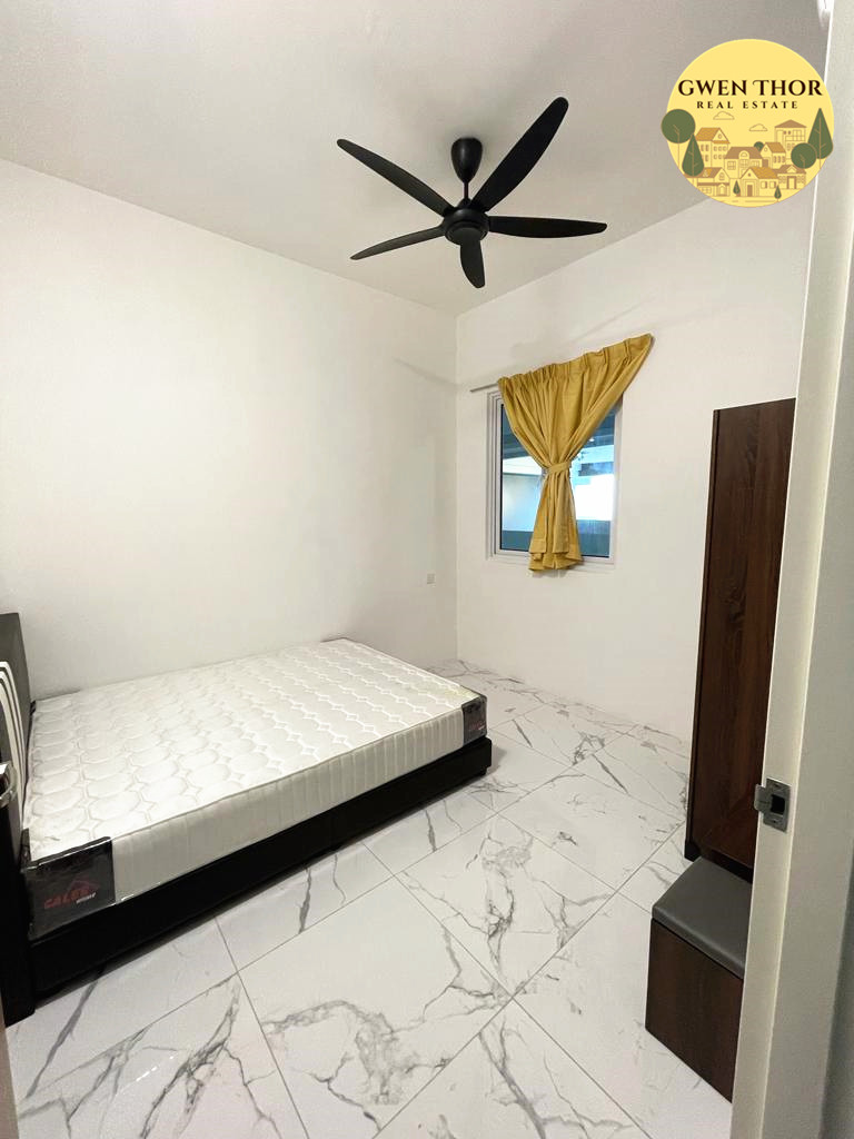 Quaywest BLK A Low Floor 3200 1400sf 3,2,2 PFPR - photo 3