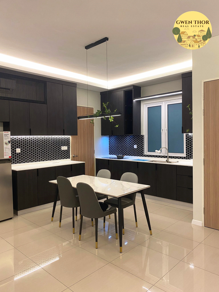 Quaywest BLK B, High-Floor, 4500 1219sf 3,2,2 FFFR - photo 2