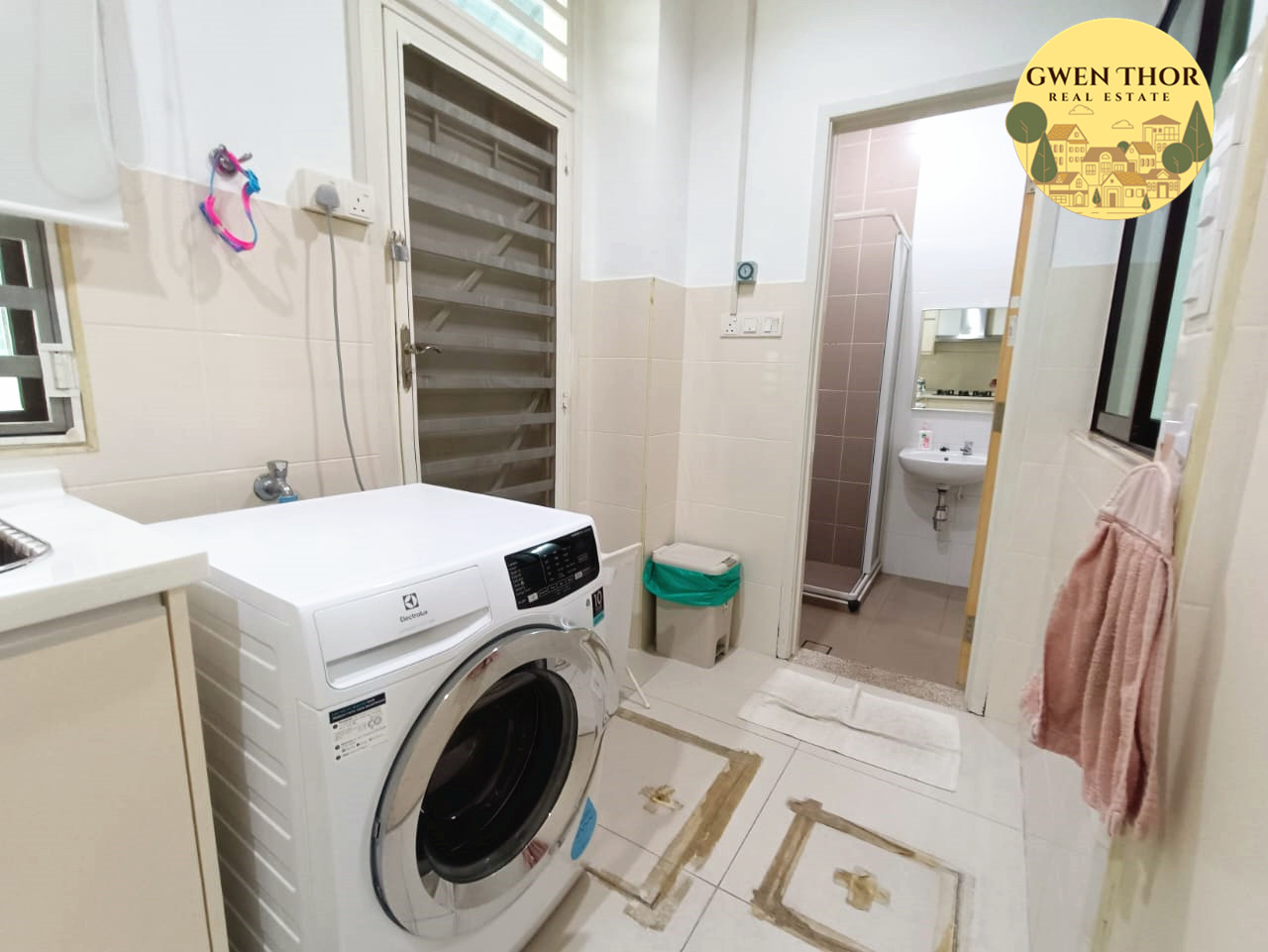 Solok Nuri 2, Setia Pearl Island 3sty Terrace 3K - photo 11
