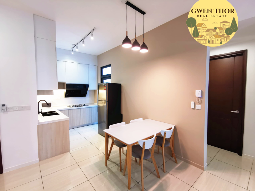 Q2 Low Rent 4200 950sf 3,2,2 FFFR - photo 11