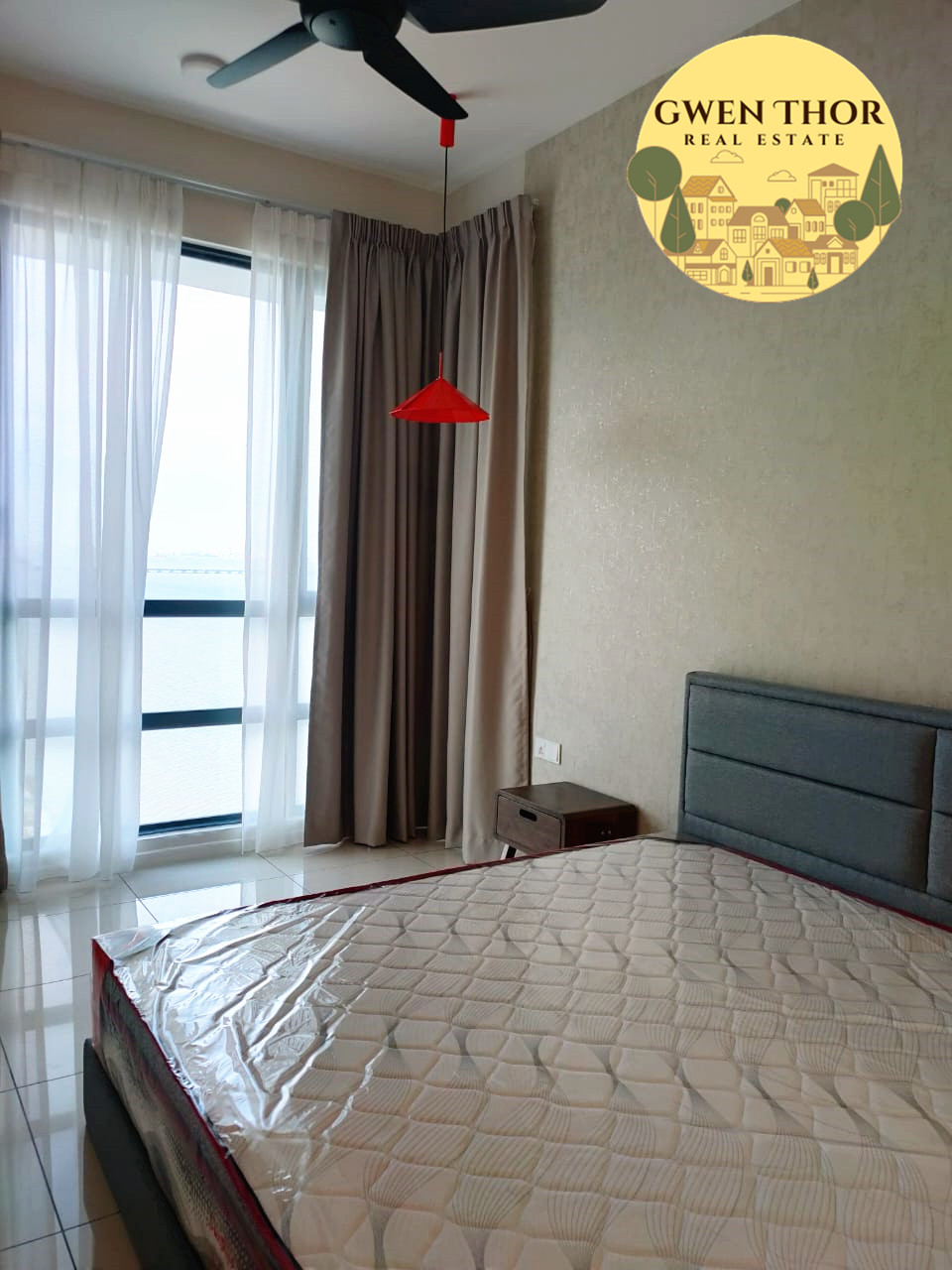 Q2 High Rent 4500 1000sf 2,2,2 FFFR - photo 3