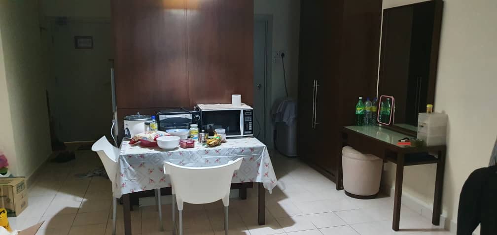 Luxurious Condo Amcorp Serviced Suites - photo 3