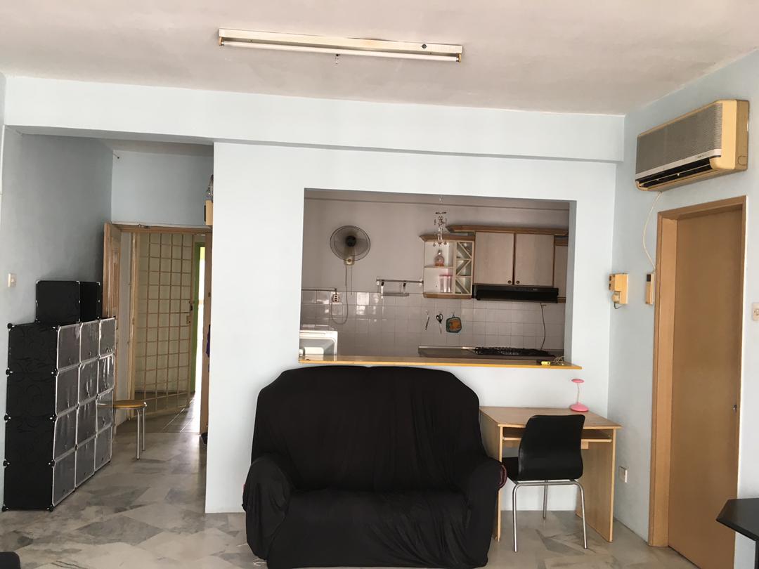 Fully Furnished Indah Villa Condo - photo 2