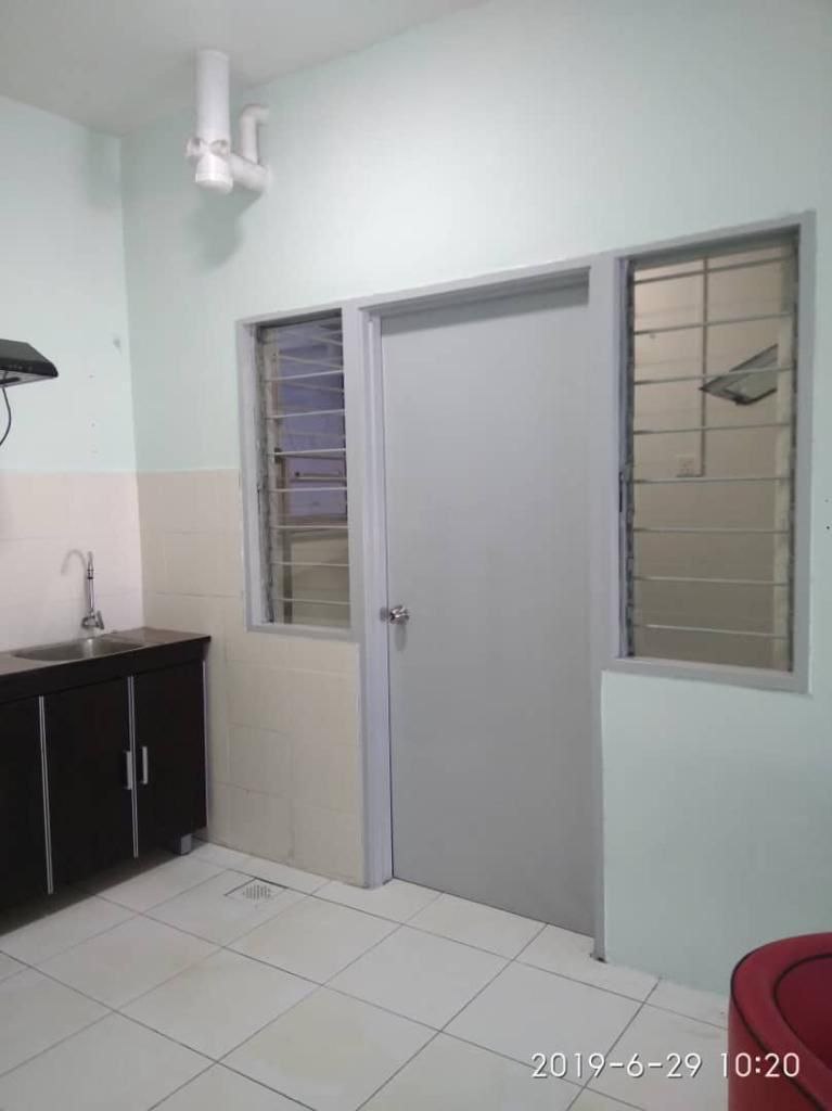 Apartment calisa Taman Mas Puchong - photo 4