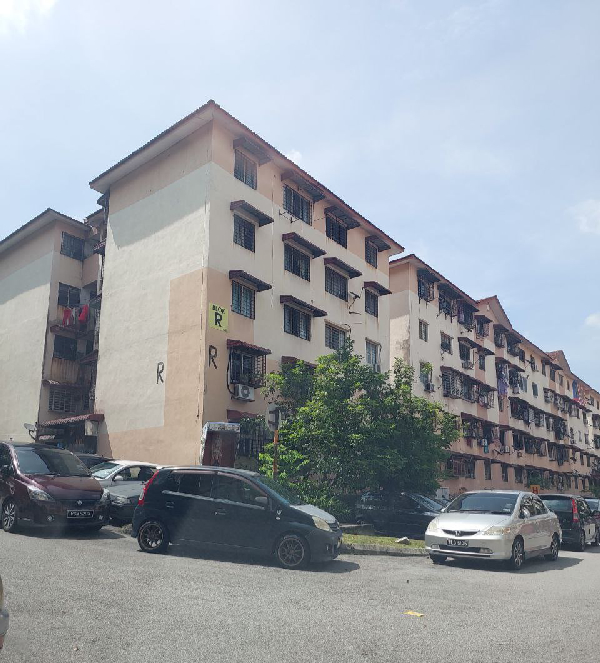 APARTMENT IDAMAN 