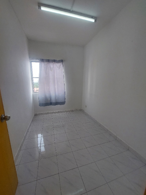 Conner Unit Apartment Intana Ria vi Seksyen 7 Bangi - photo 5