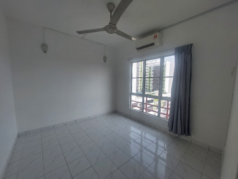 Conner Unit Apartment Intana Ria vi Seksyen 7 Bangi - photo 9