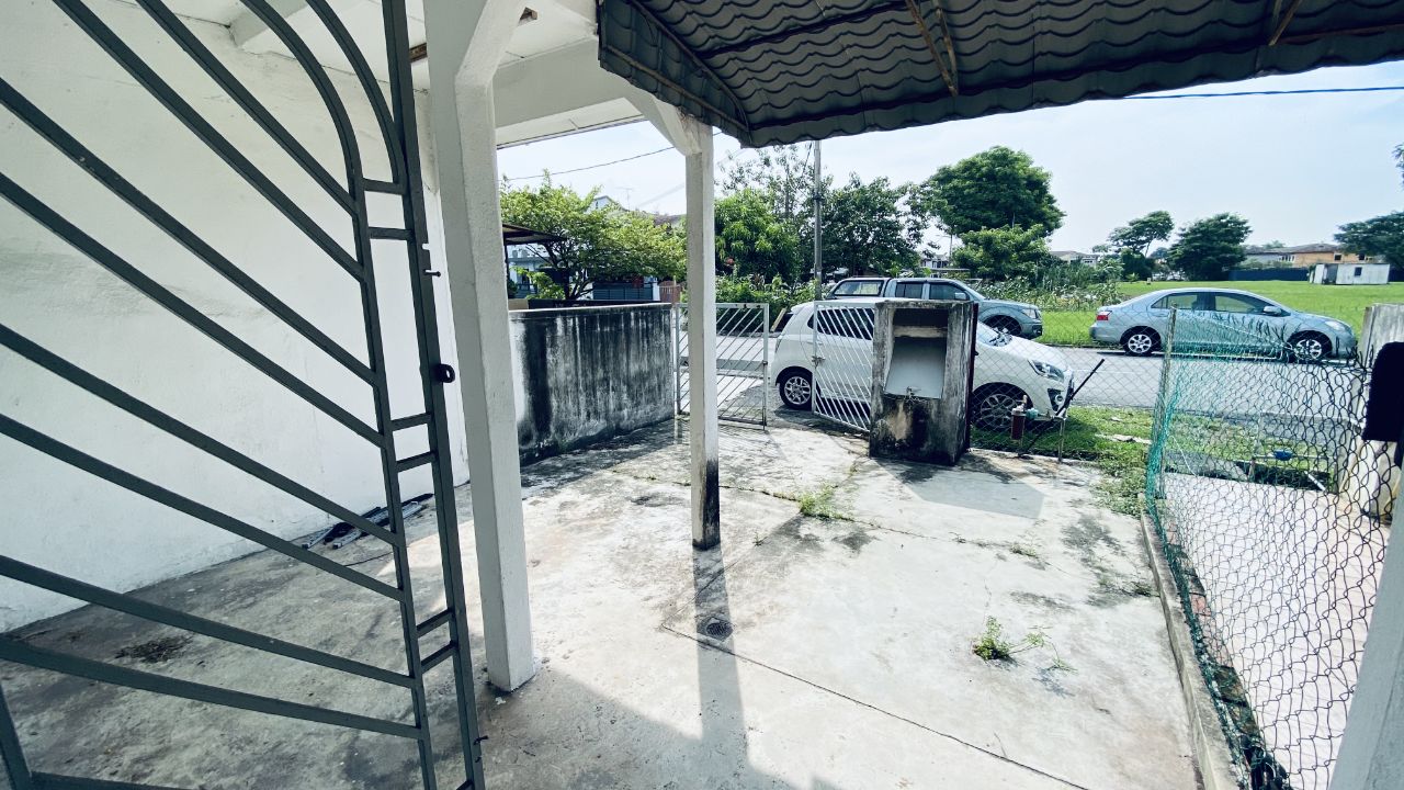 Double Storey Terrace Sungai Keramat, Klang Utama - photo 2