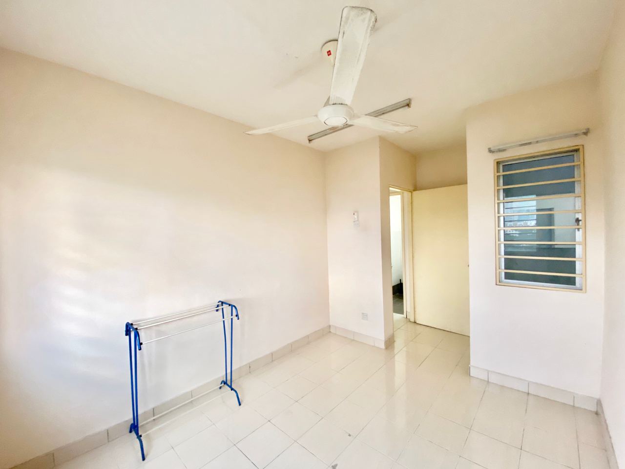 FOR SALE MAGNAVILLE CONDOMINIUM  BATU CAVES - photo 3