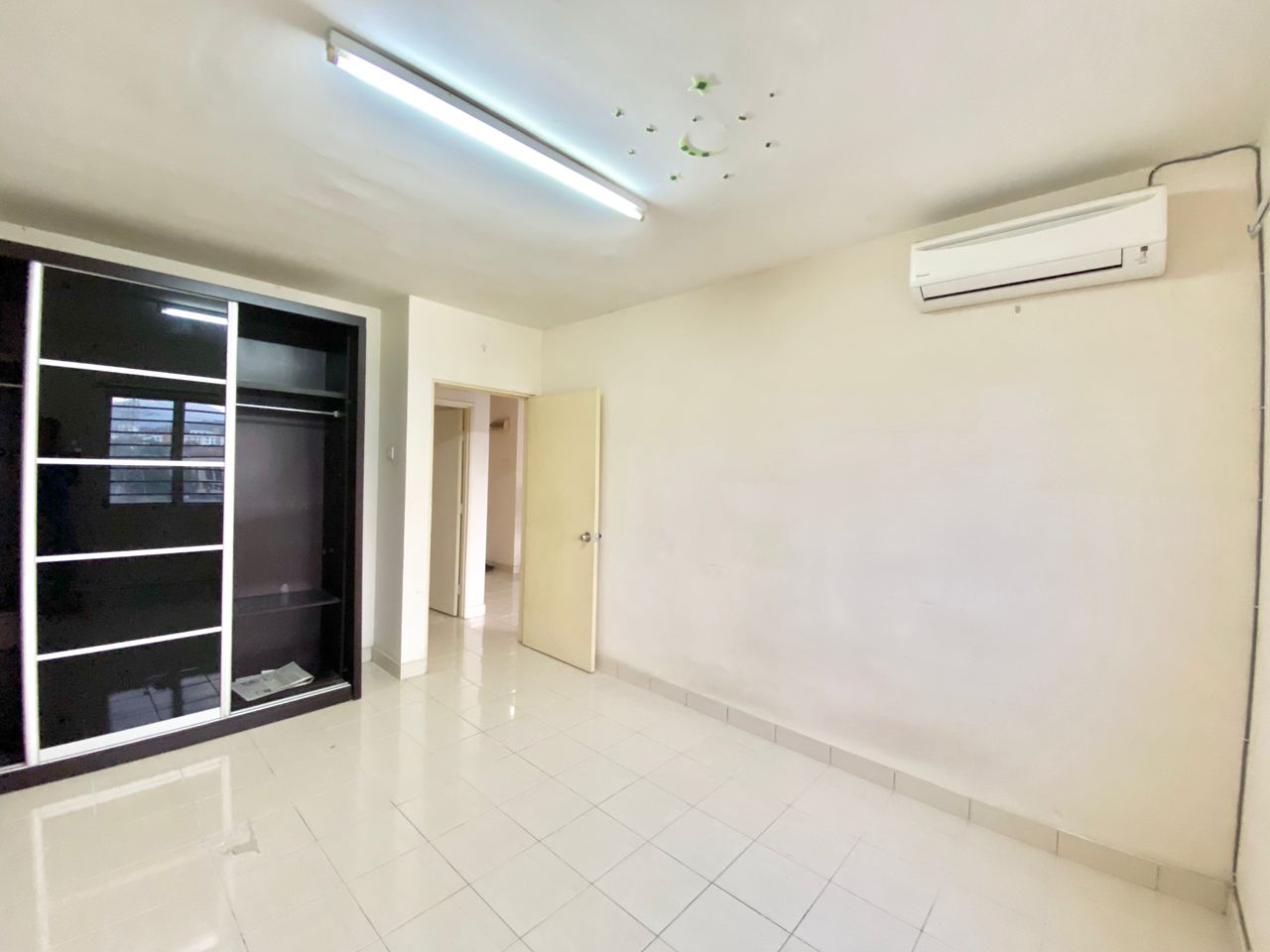 FOR SALE MAGNAVILLE CONDOMINIUM  BATU CAVES - photo 4