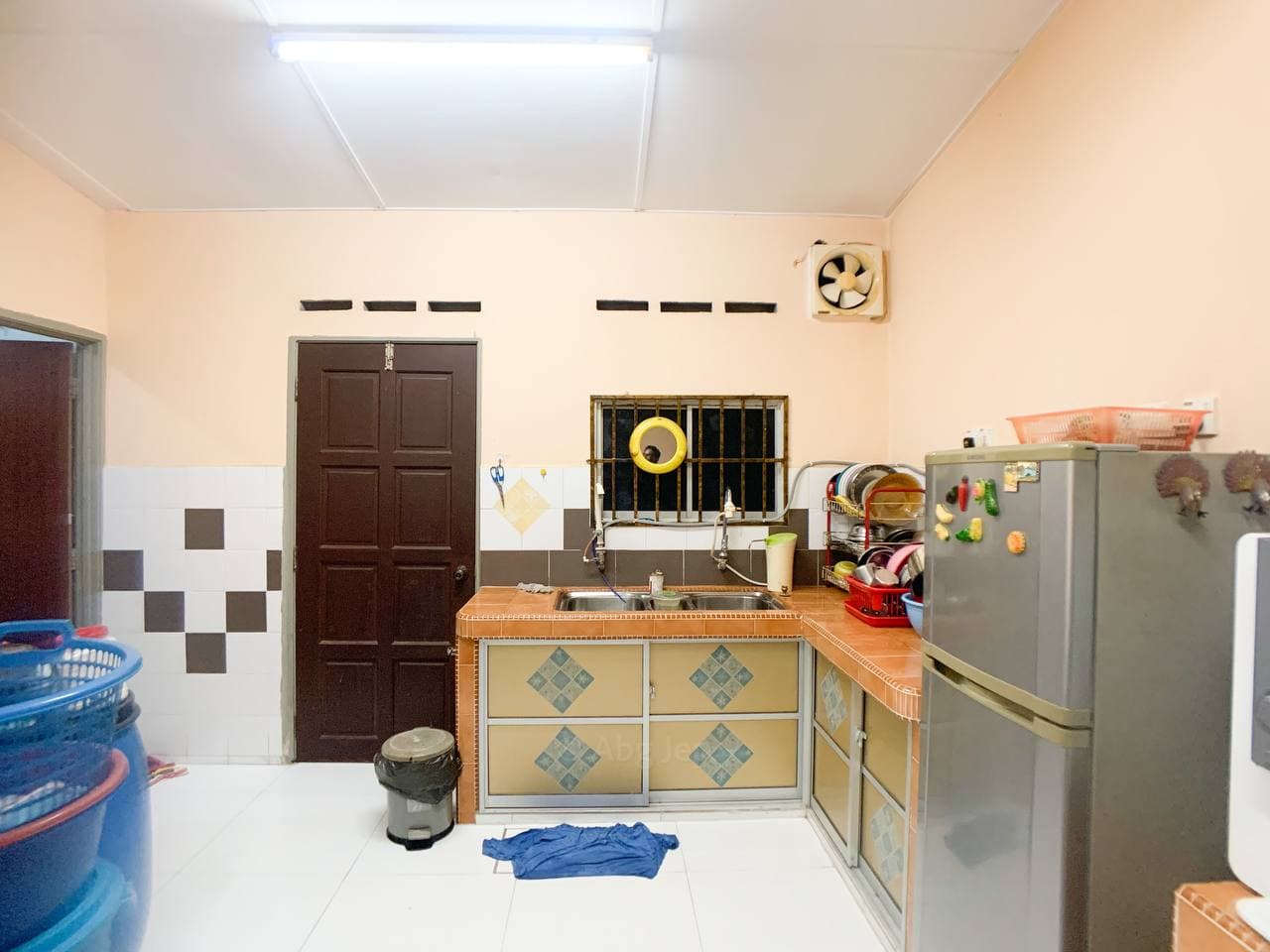 Single Storey Terrace House Taman Kapar Ria, Kapar - photo 2