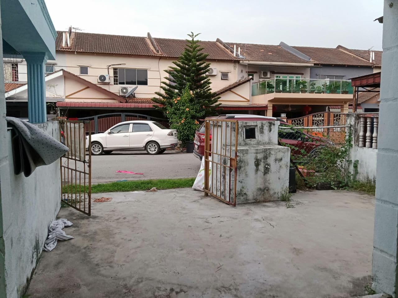 Double Storey Jalan Sama Gagah Teluk Gedung Indah - photo 2