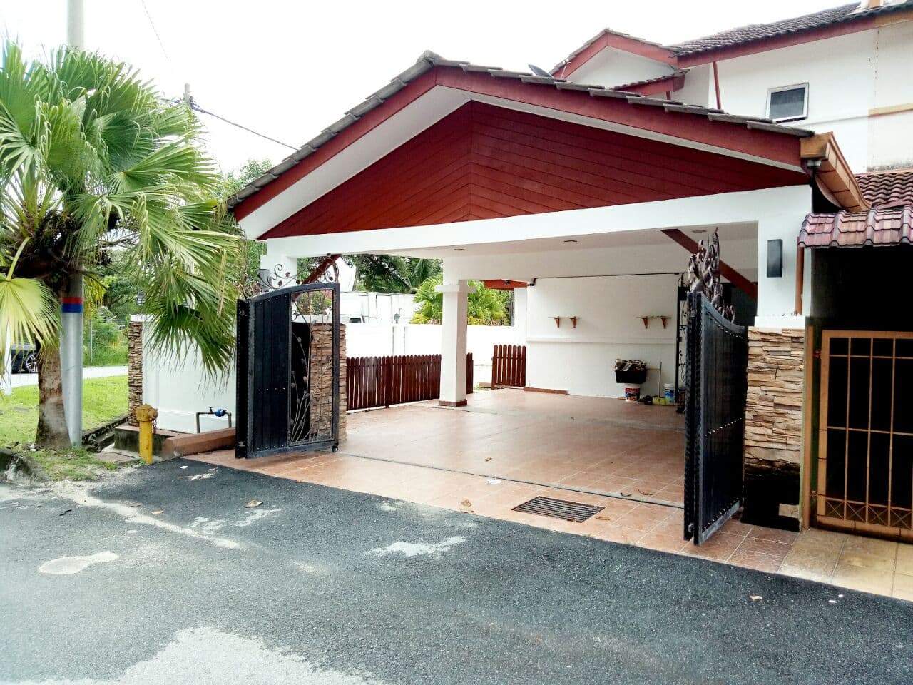 RENOVATED DOUBLE STOREY CORNER LOT HOUSE BSP SP7 - photo 1