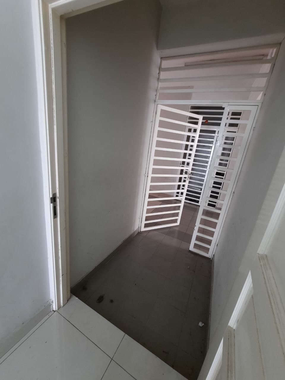 Apartment Kristal View Seksyen 7 Shah Alam - photo 2