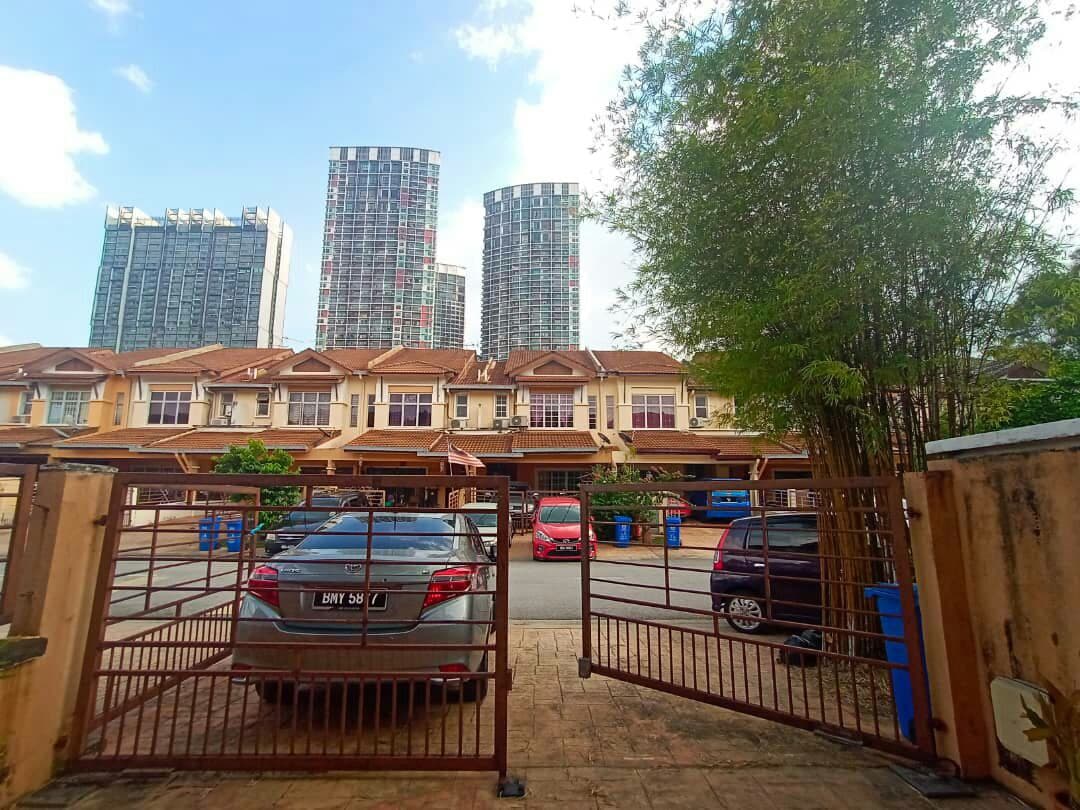 2 STOREY TERRACE JALAN PLUMBUM SECTION 7 SHAH ALAM - photo 2