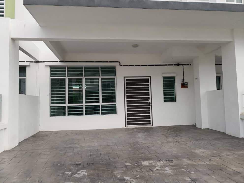 Double Storey Hillpark Puncak Alam - Pines