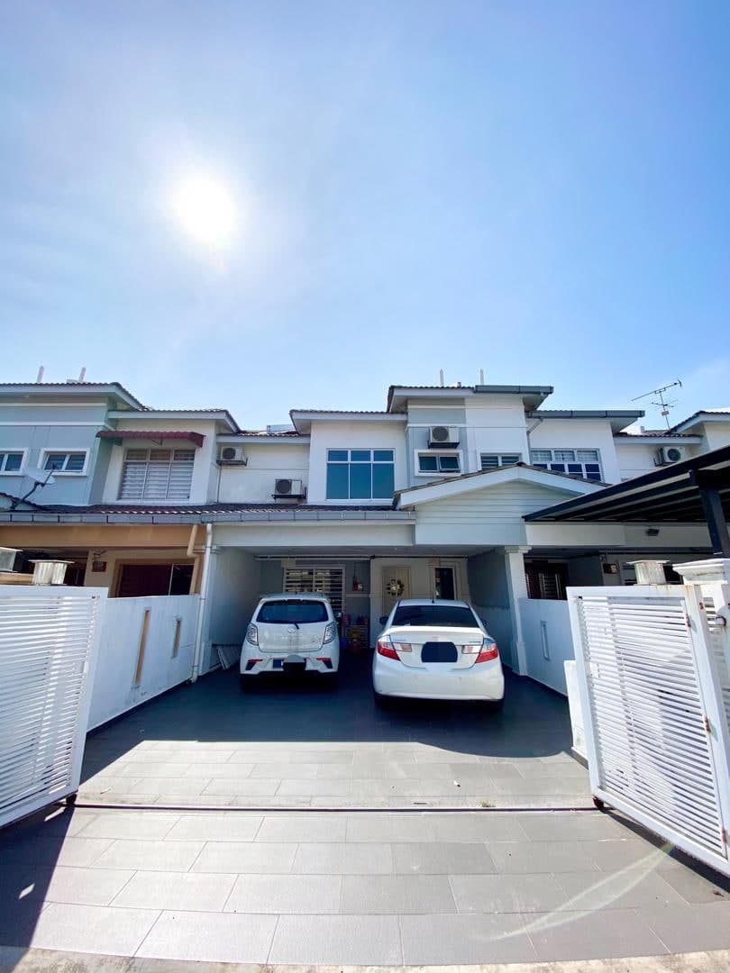 DOUBLE STOREY TERRACE SP4, BANDAR SAUJANA PUTRA