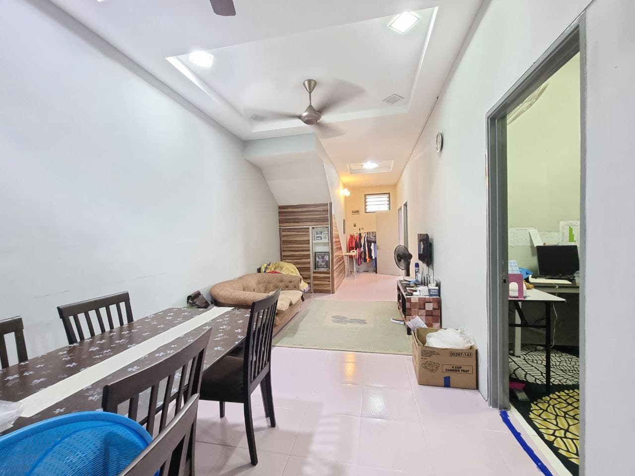 Pearl Villa Town House Bandar Saujana Putra - photo 2