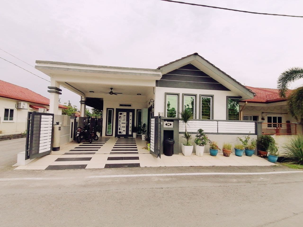 Single Storey EndLot Tmn Dagang Rantau Pnjg Klang