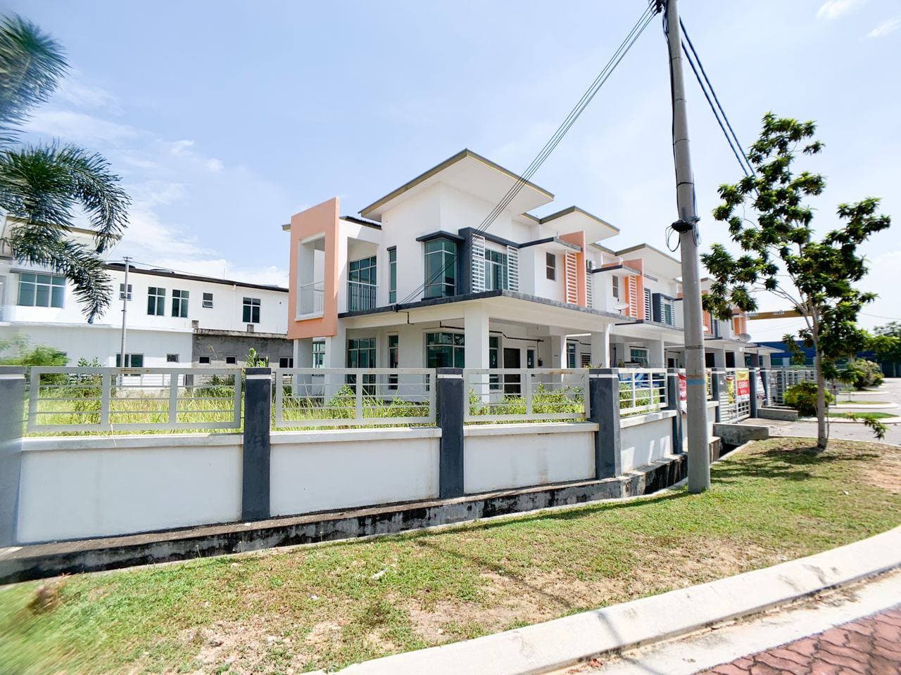 END LOT DOUBLE STOREY HILLPARK PUNCAK ALAM