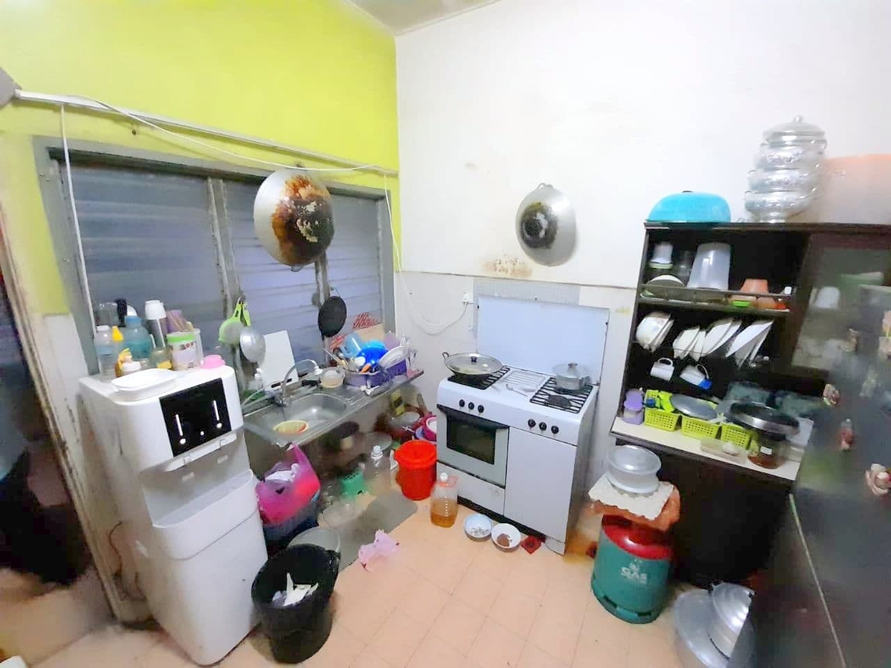 SINGLE STOREY HOUSE JALAN KHAMIS MERU KLANG - photo 4