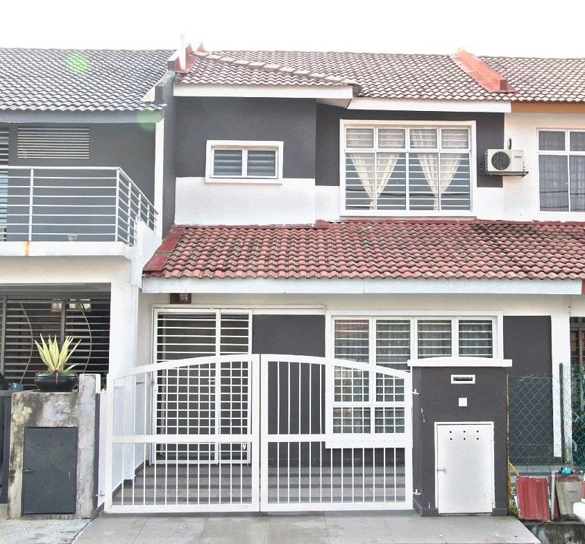 Bandar Saujana Putra SP 4 Double Storey Renovated