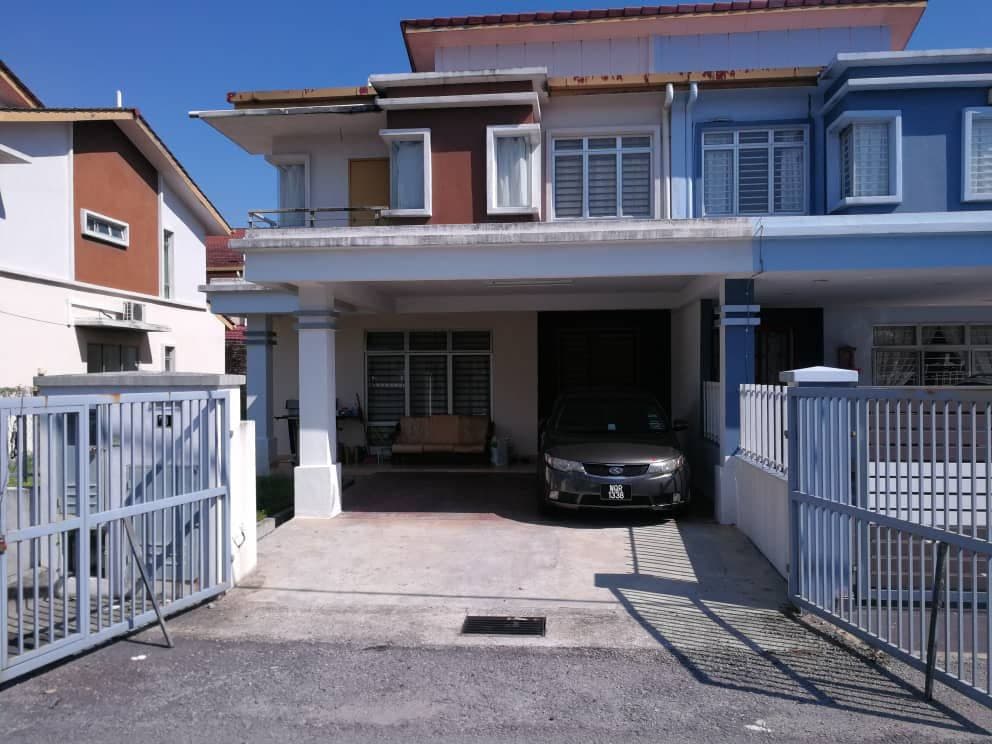 2 Sty SEMI-D Double Storey Taman Kipark, Puchong