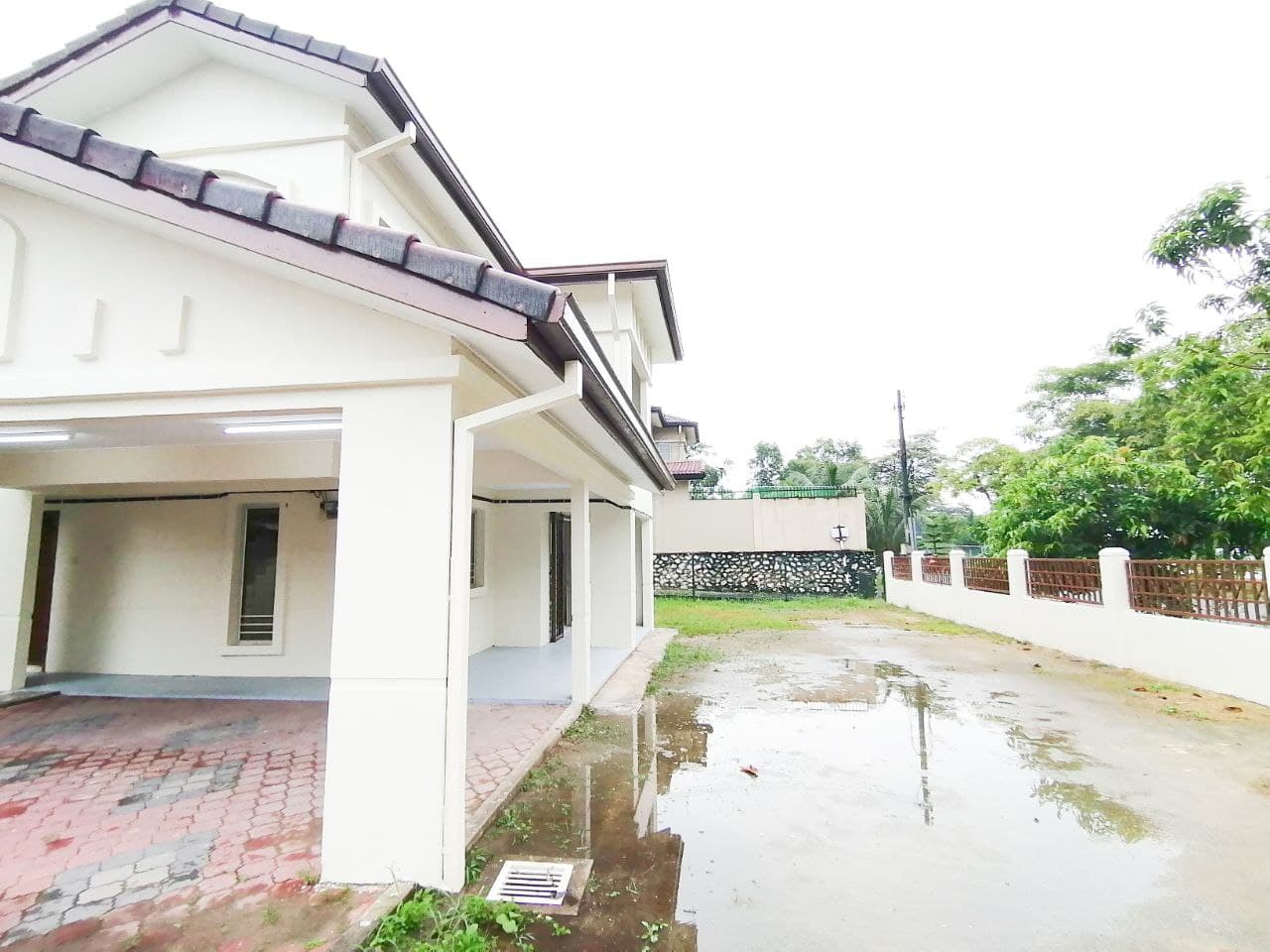 DOUBLE STOREY TAMAN PINGGIRAN USJ SUBANG JAYA - photo 4