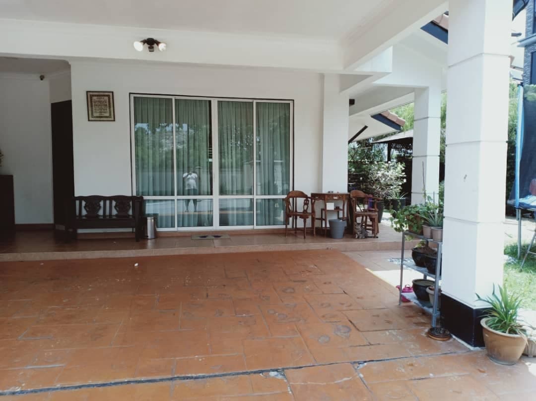 Corner Lot 3 Storey Superlink House Anjung Sari - photo 2