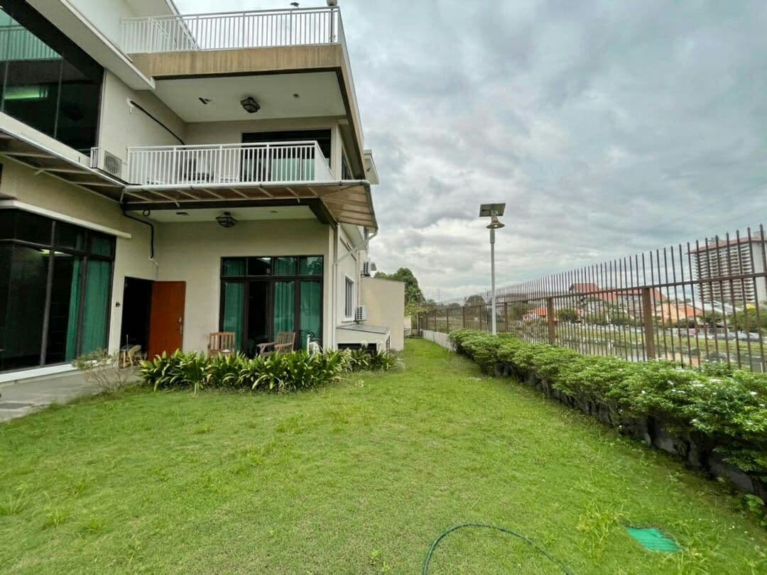 2 Storey Modern Bungalow Ss 12 Subang Jaya - photo 3