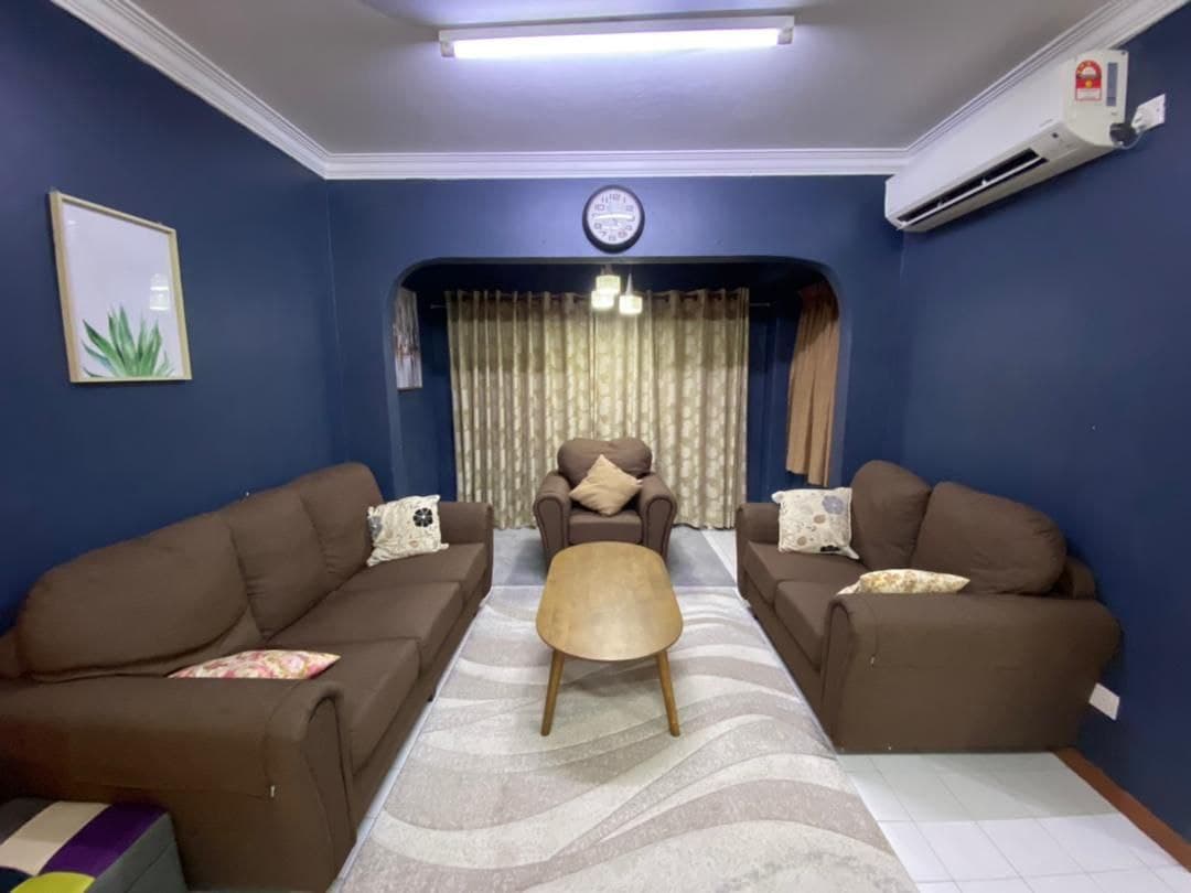 Renovated 2 Storey Seksyen 19 Shah Alam - photo 2