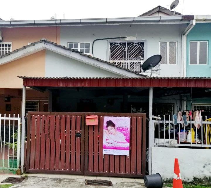 Double Storey Taman Raja Nong, Kg Jawa Klang